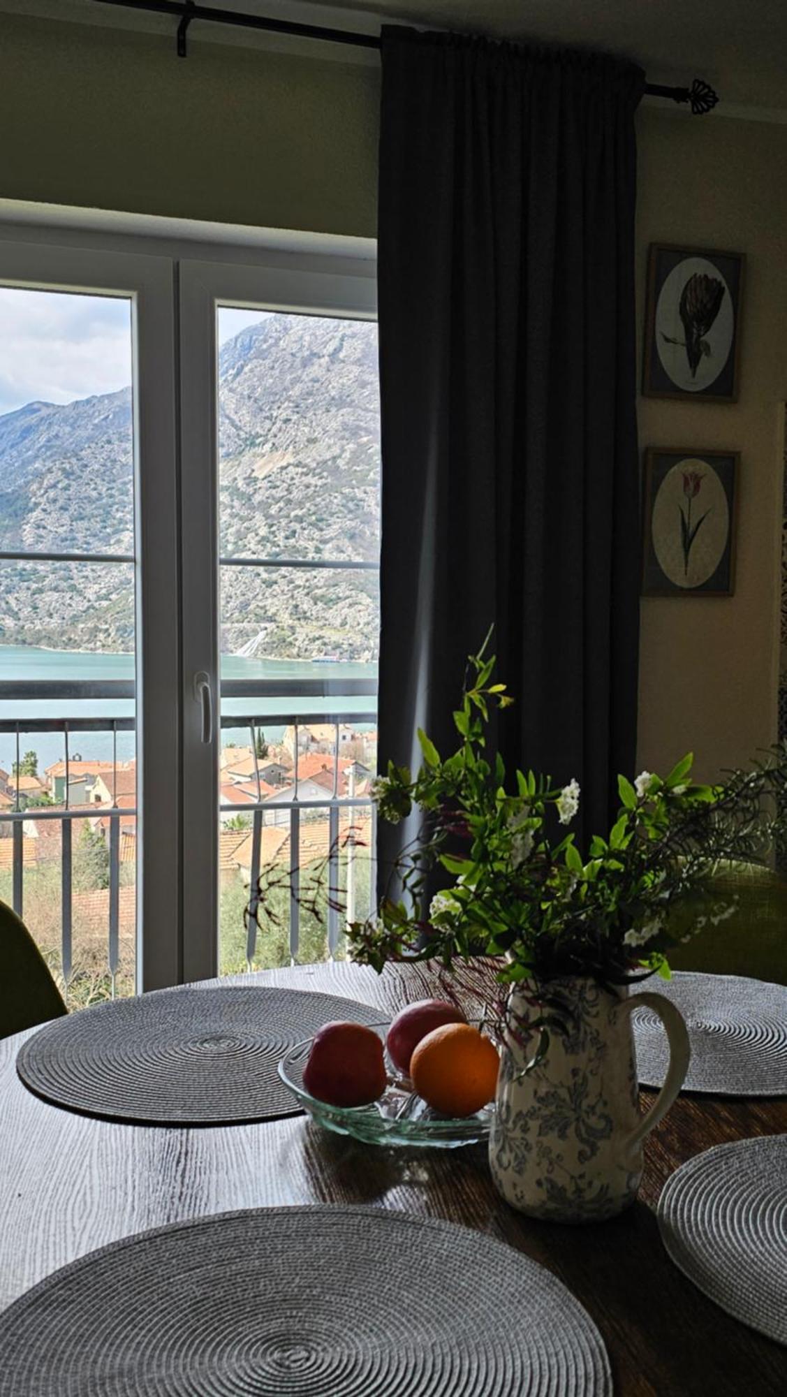 Apartment Mint&Rose Рисан Экстерьер фото