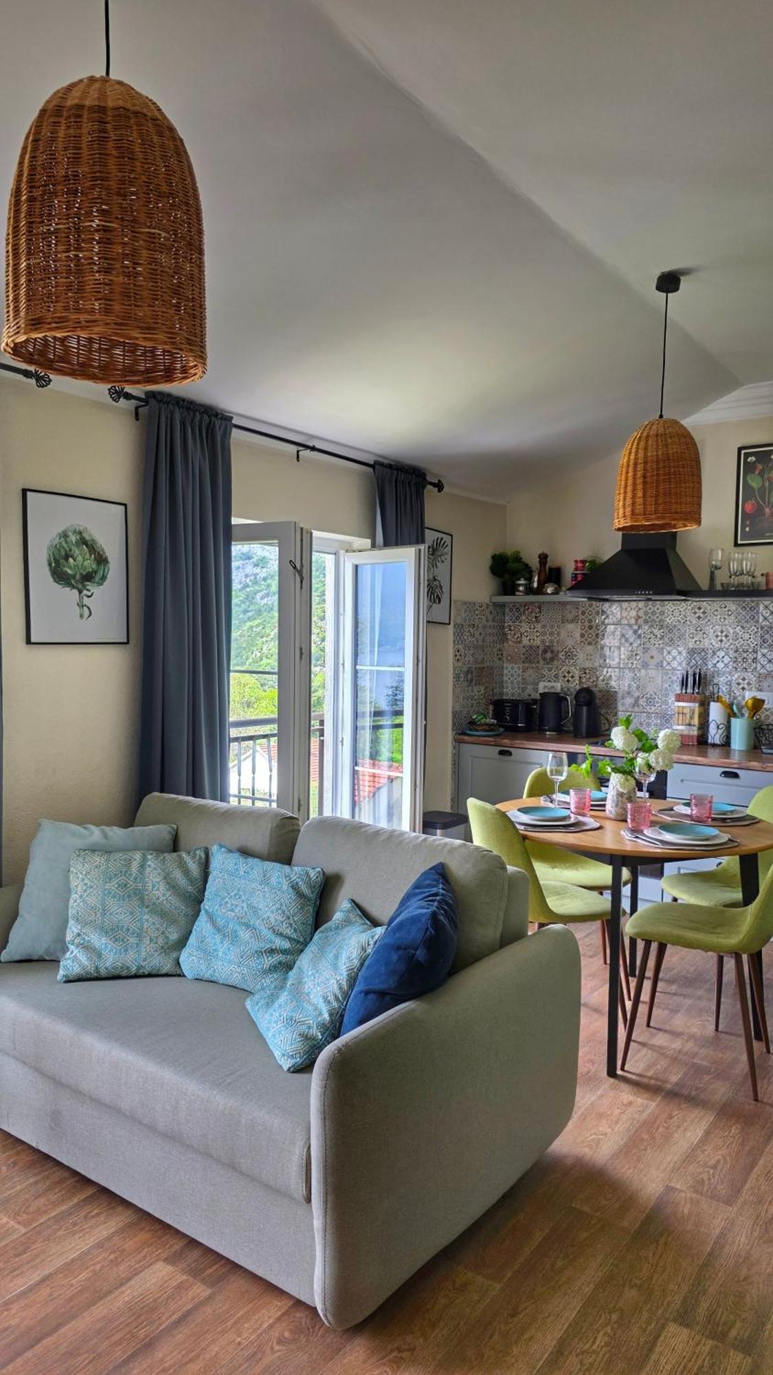 Apartment Mint&Rose Рисан Экстерьер фото